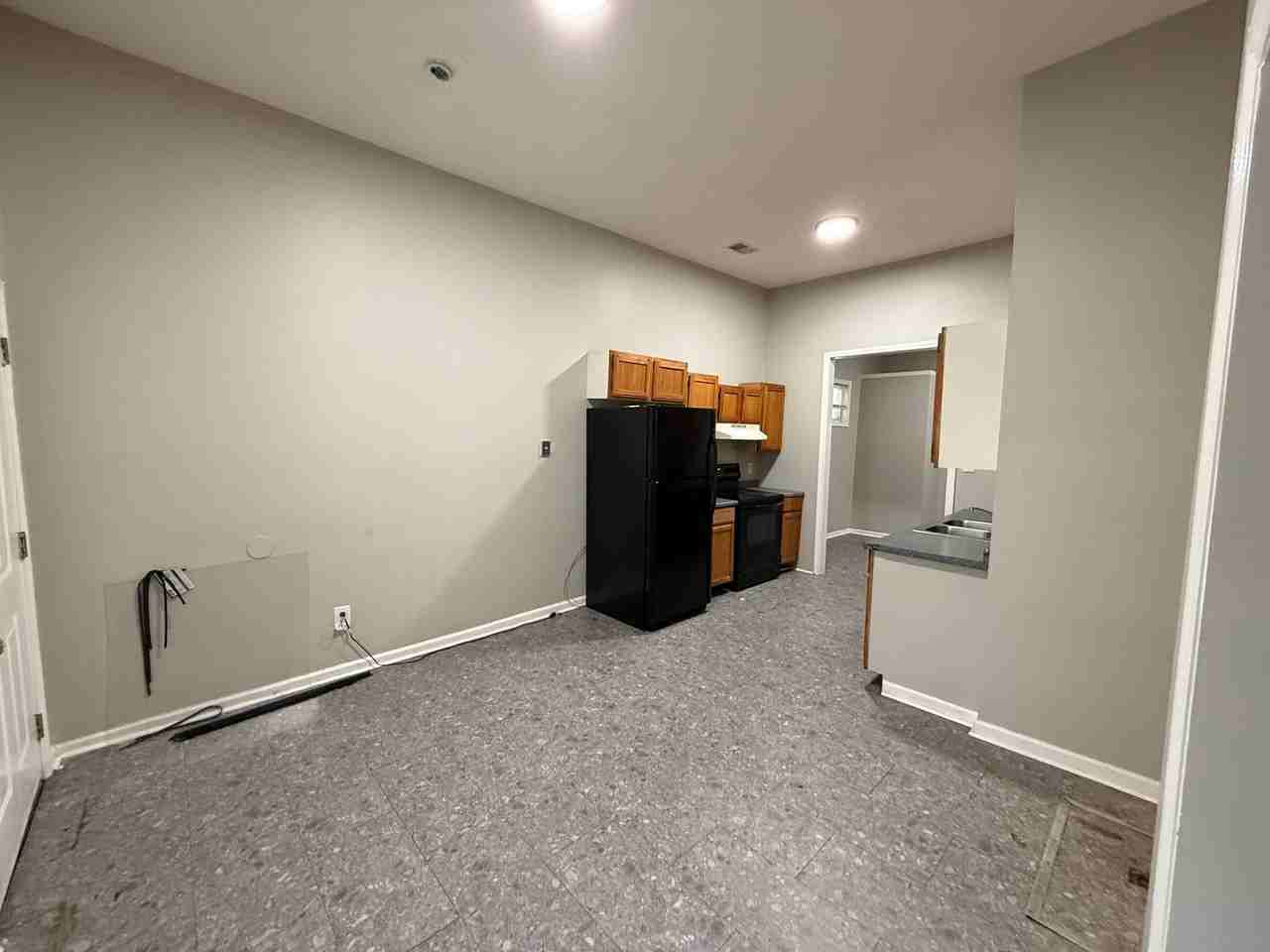 657 South 24th Street - Photo 7 of 19