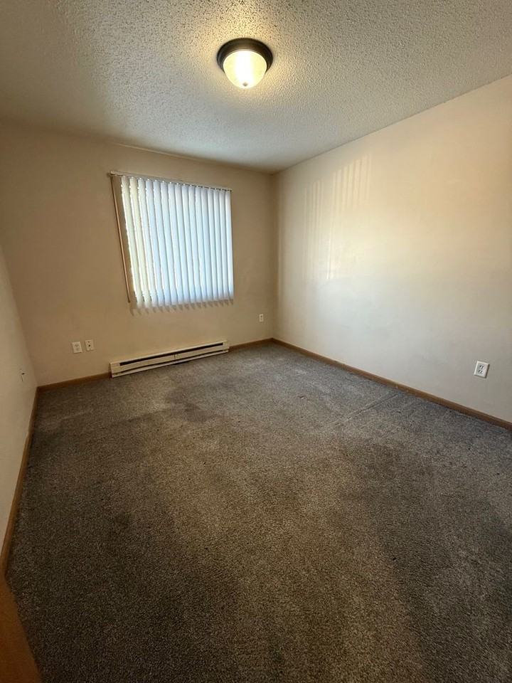 Kayleigh Jo - Photo 4 of 8