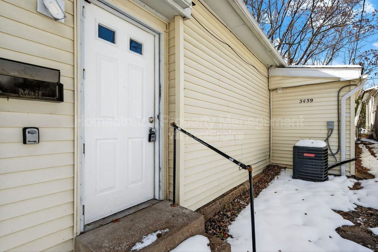 5459 Hamilton Ave - Photo 4 of 26