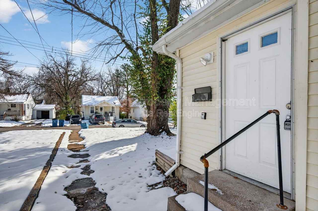 5459 Hamilton Ave - Photo 5 of 26