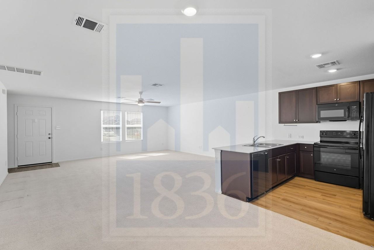 141 Texas Angel Way - Photo 4 of 50