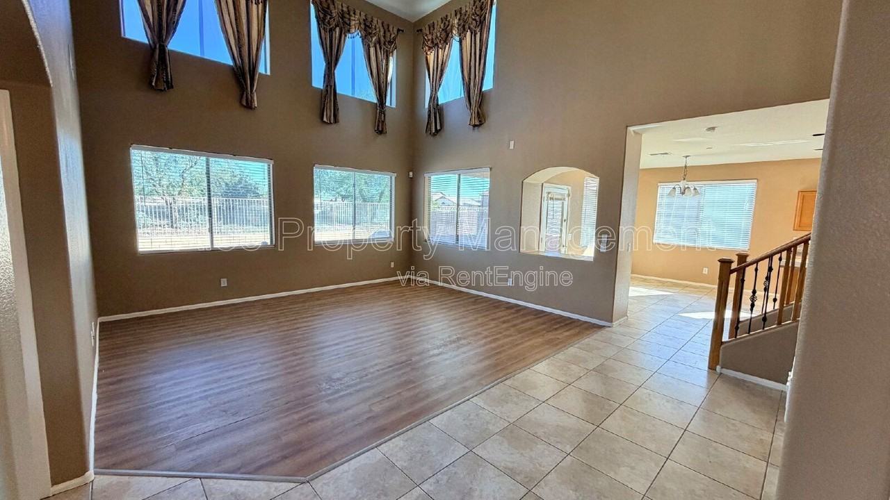 21549 N Backus Dr - Photo 7 of 28