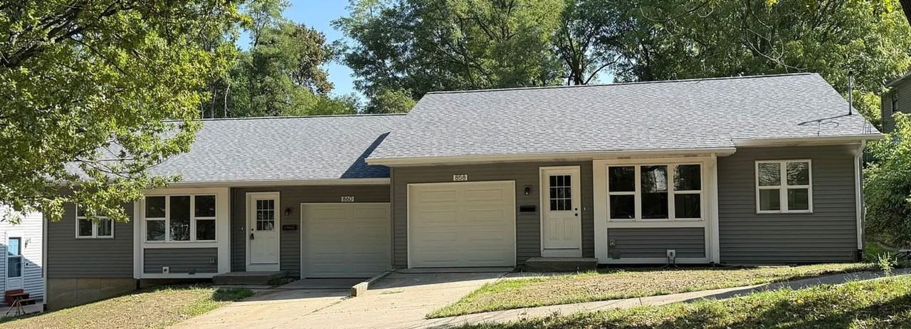 860 Houseman Avenue Northeast