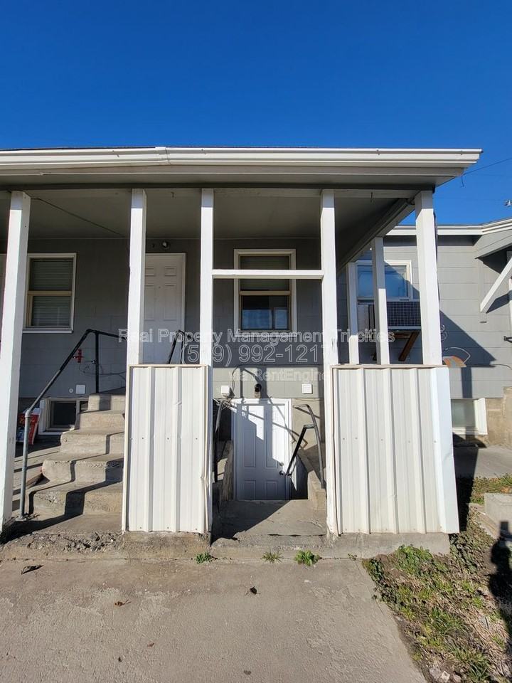 508 9th St #4 - Photo 5 of 12