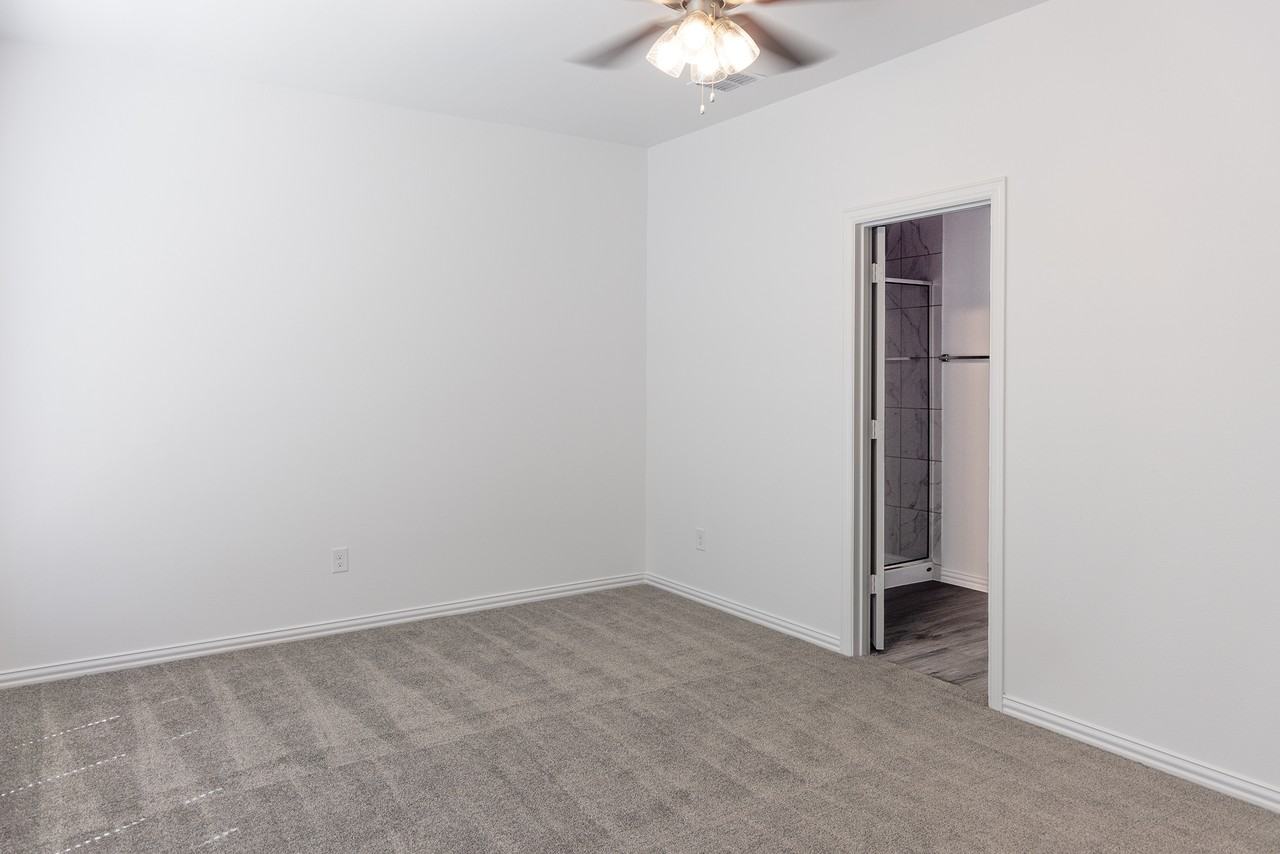 2913 Aiden Lane - Photo 2 of 7