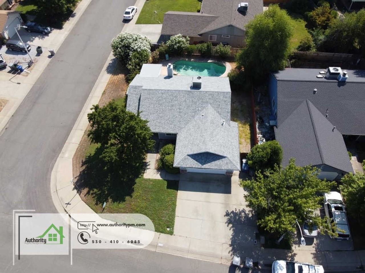 1729 Marigold Way - Photo 3 of 26