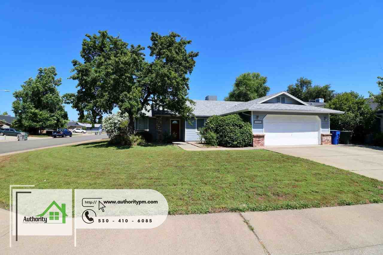 1729 Marigold Way - Photo 4 of 26
