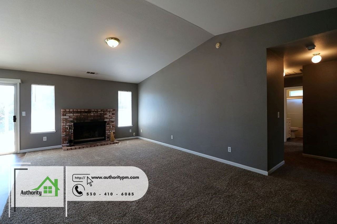 1729 Marigold Way - Photo 7 of 26