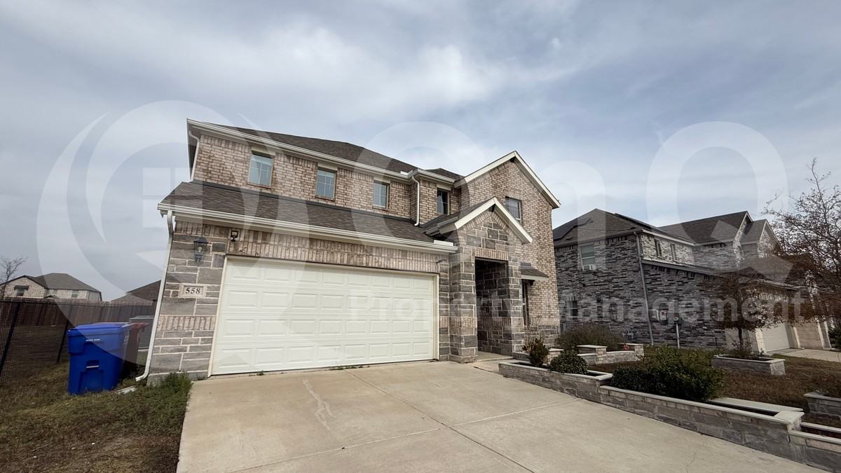 558 Janette Ct - Photo 2 of 29