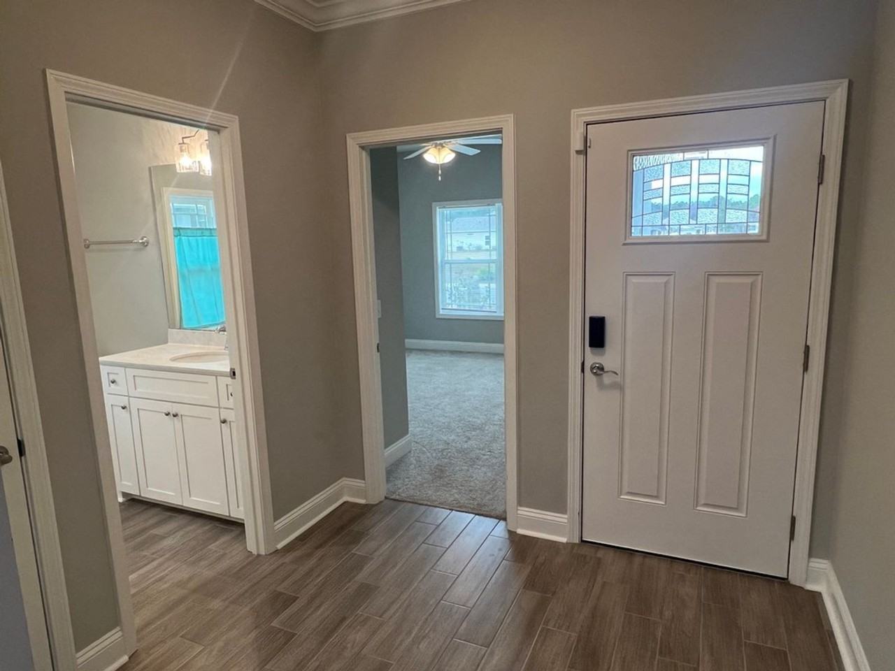 102 Richard Lee Dr - Photo 4 of 26