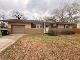 featured image of 1160 Greens Road