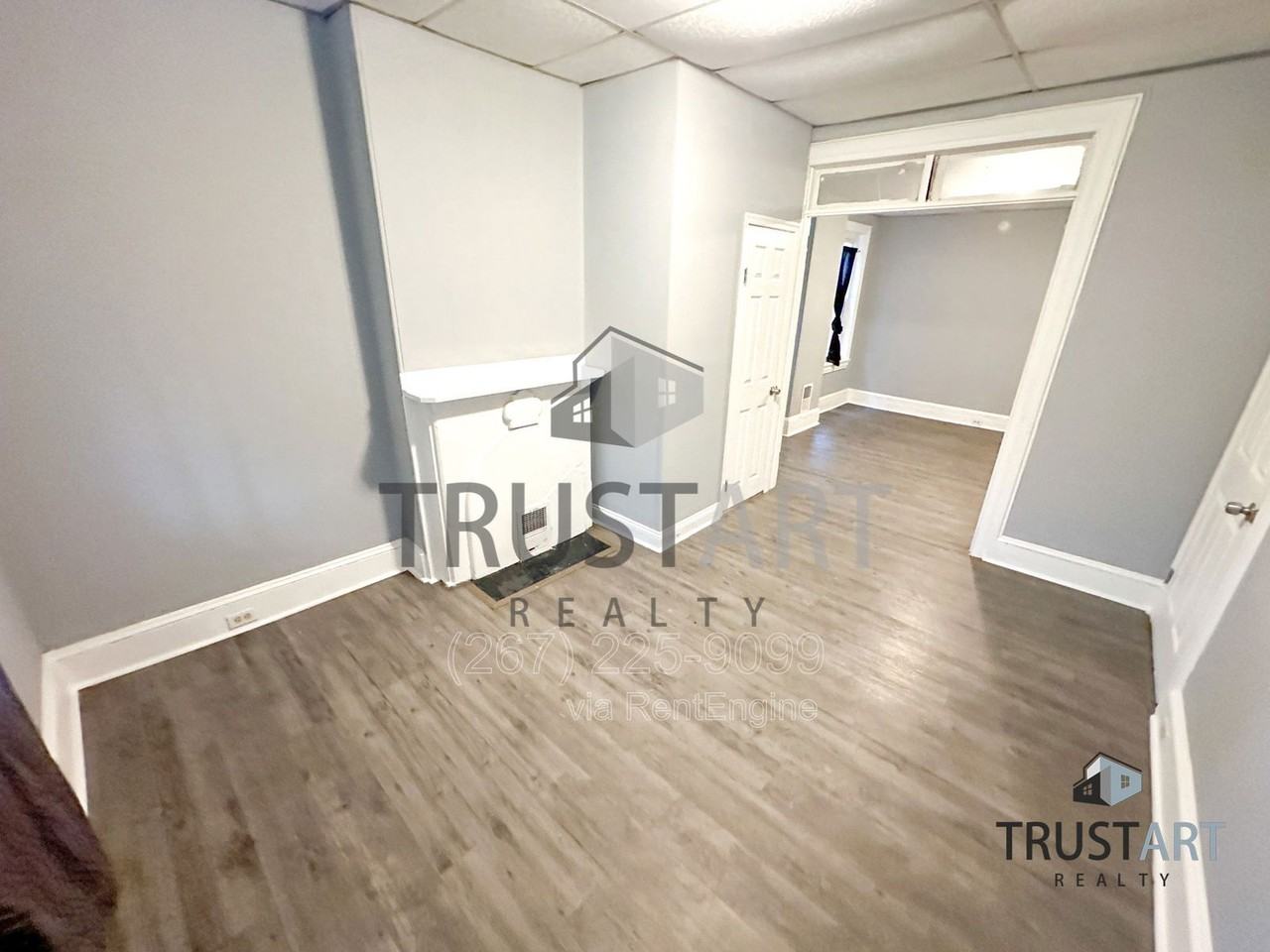 330 N 53rd St - Photo 4 of 21