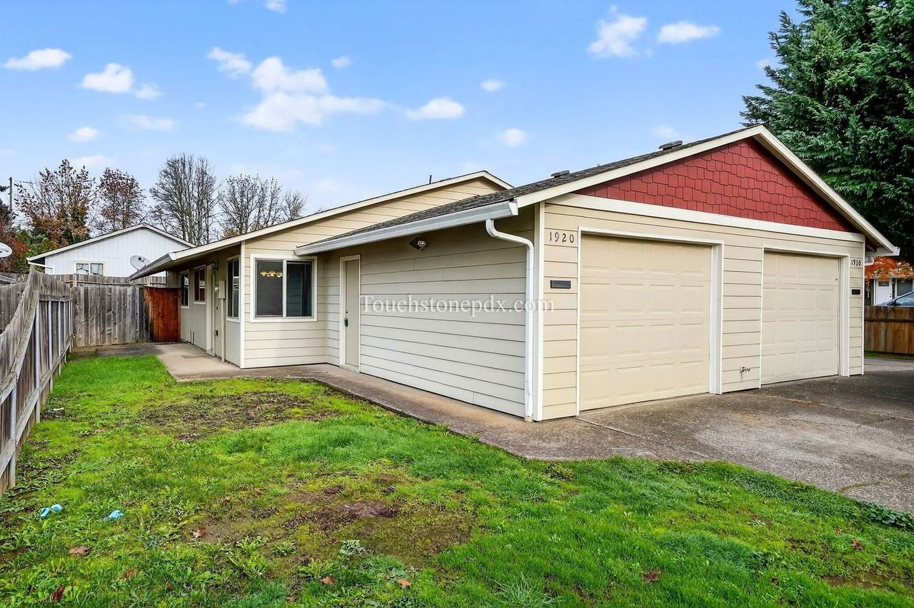 1920 S Alpine St - Photo 5 of 35