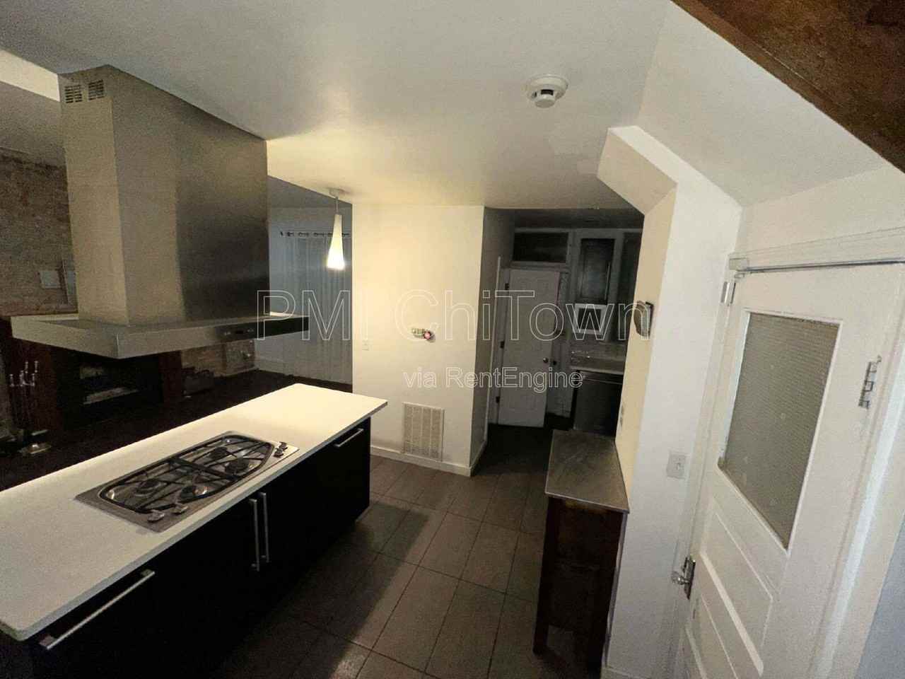 1114 East 62nd Street #1 - Photo 5 of 16