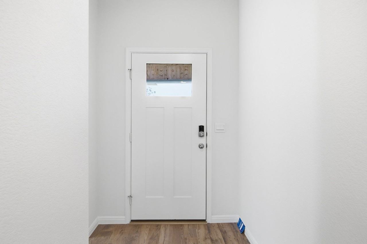 1904 Marlin Spike Dr - Photo 5 of 50