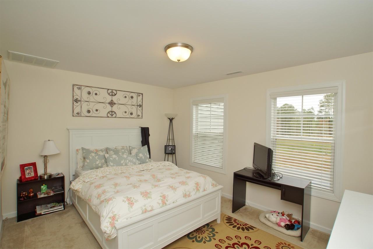 105 Cobalt Creek Way #1 - Photo 4 of 33