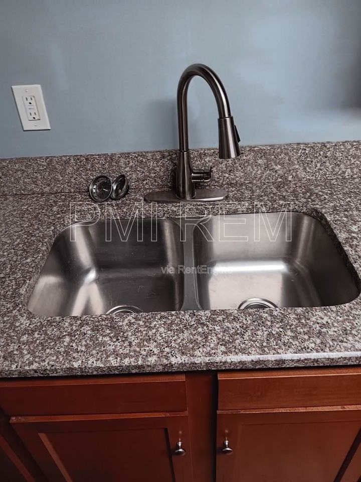 16025 Van Aken Blvd #206 - Photo 4 of 13