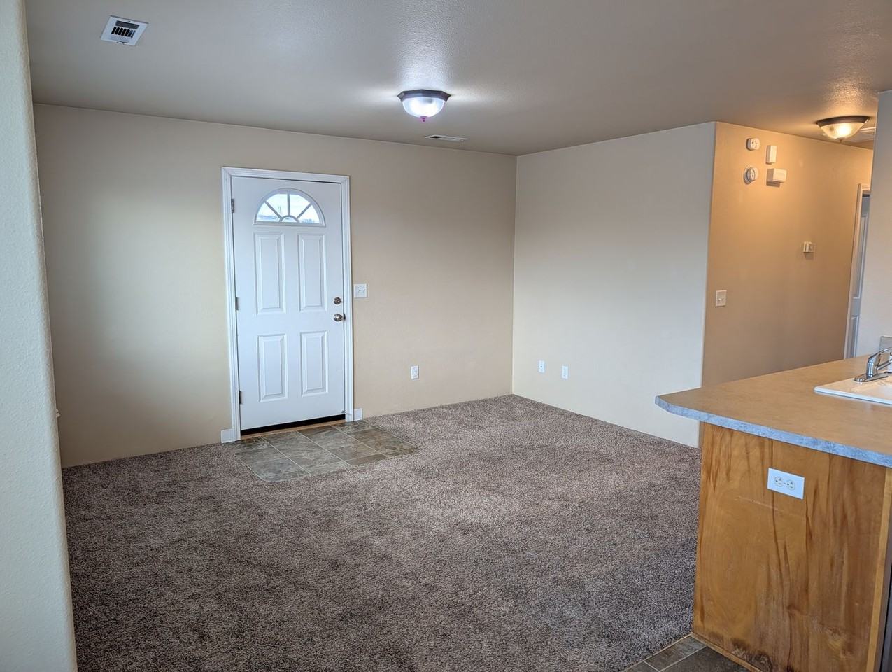 3161 Juniper Rdg #11 - Photo 5 of 16