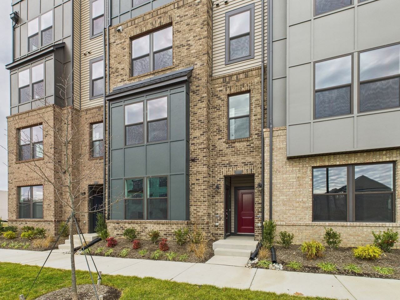 9678 Turning Point Dr #A