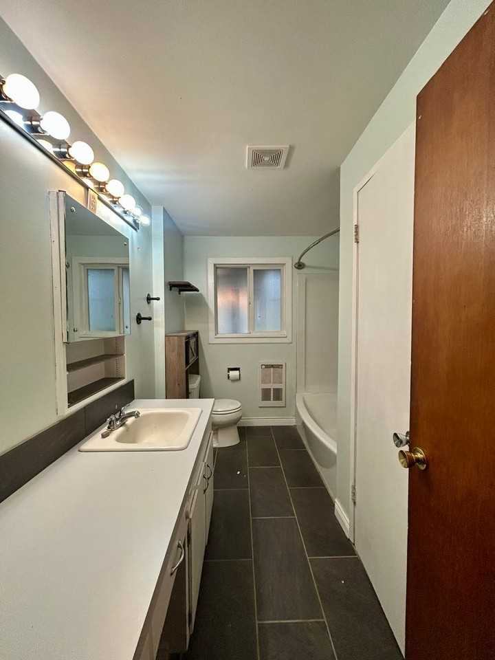 913 E Seattle Ave - Photo 5 of 24