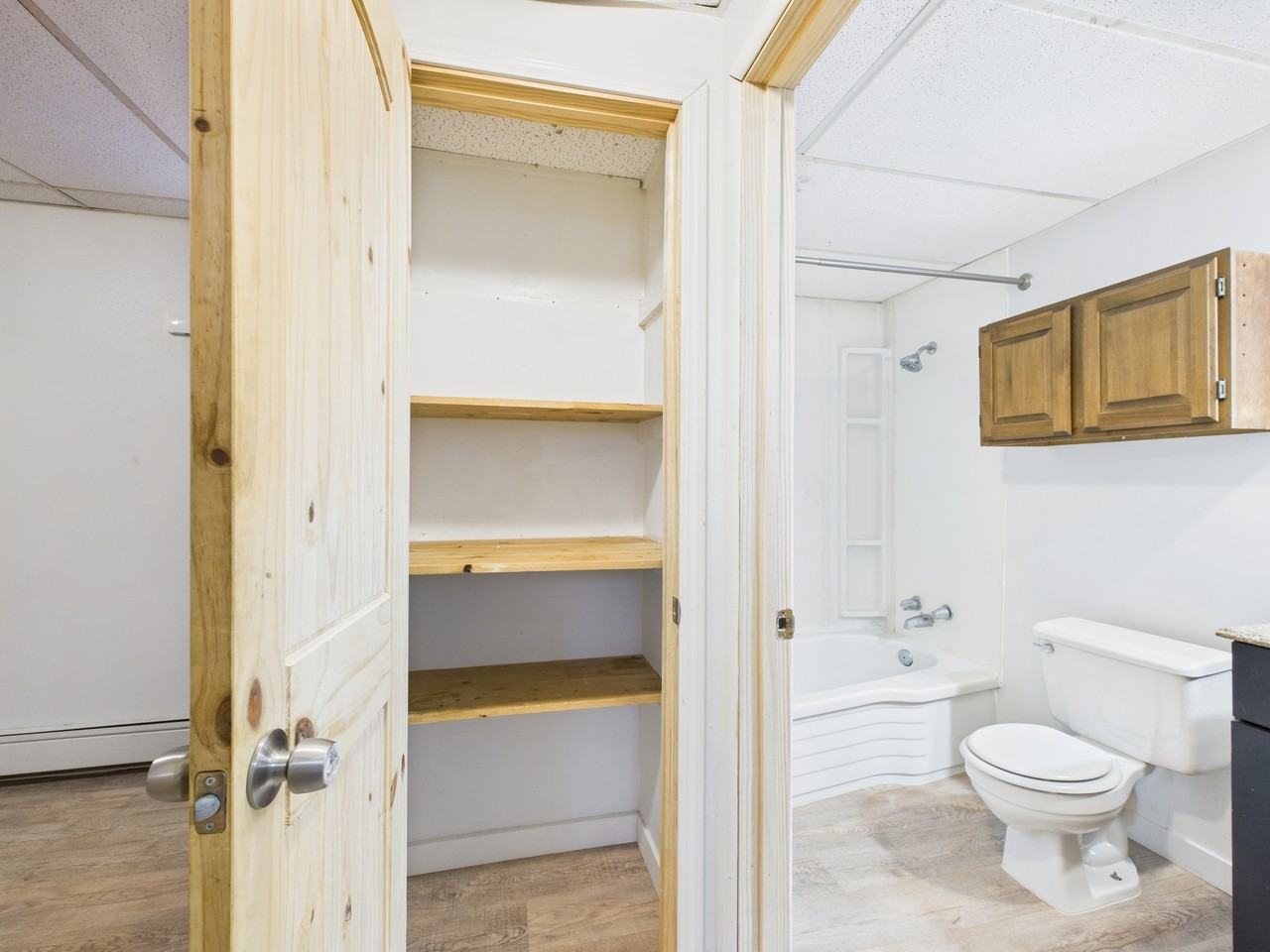 2763 Mack Blvd #3 - Photo 5 of 14