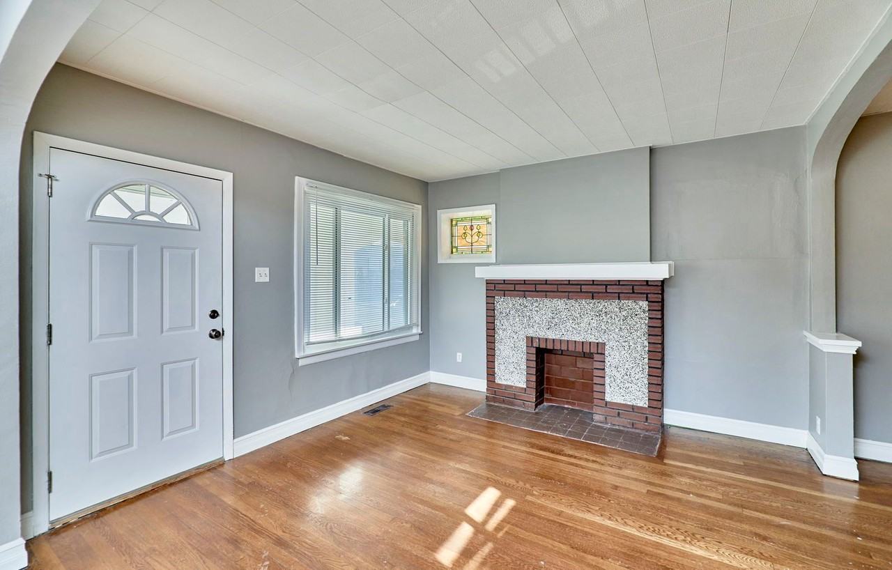 6805 Morganford Rd - Photo 2 of 20