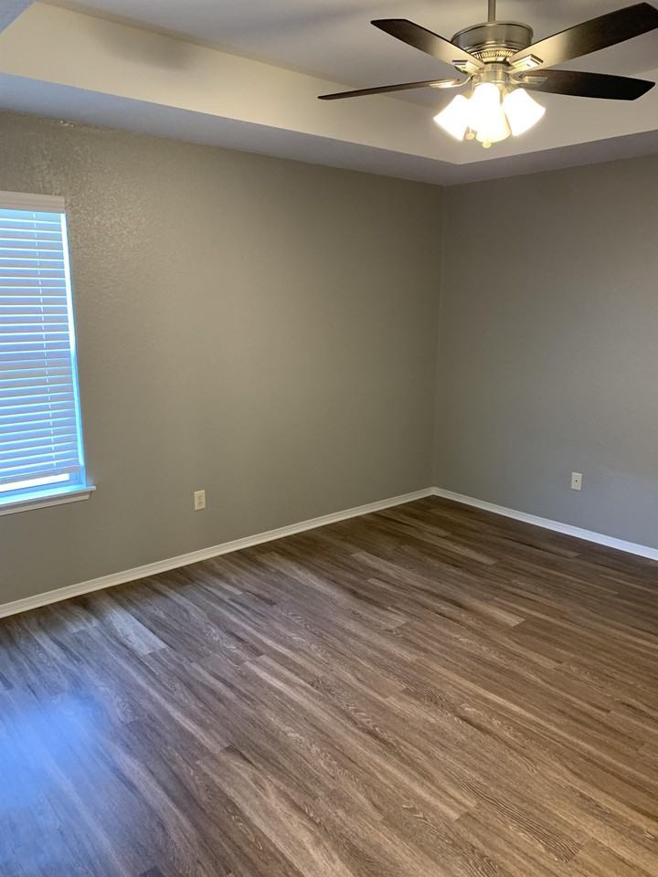 3005 Sw Windrift Ave #1 - Photo 6 of 10