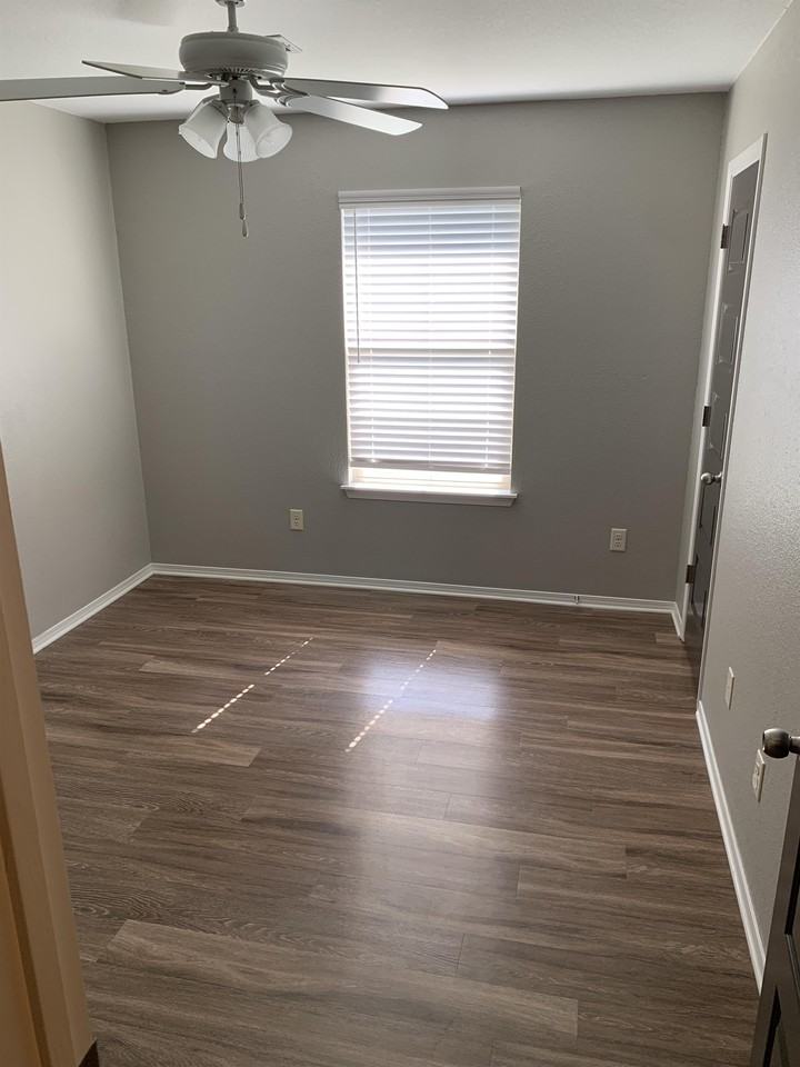 3005 Sw Windrift Ave #1 - Photo 6 of 10