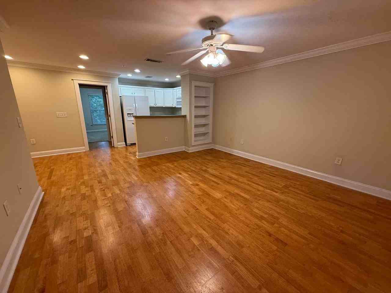 490 Barnett Shoals Rd - Photo 2 of 17