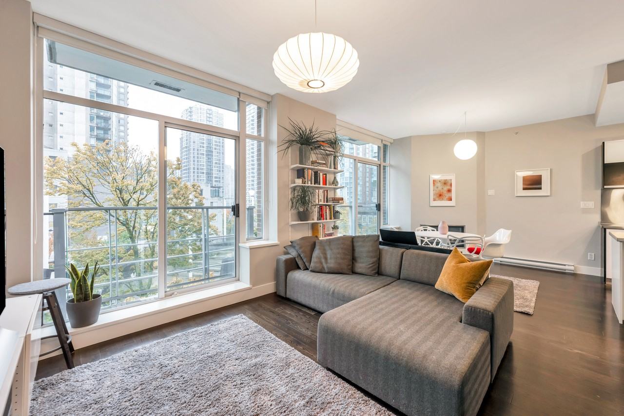 535 Smithe Street #305 - Photo 3 of 28