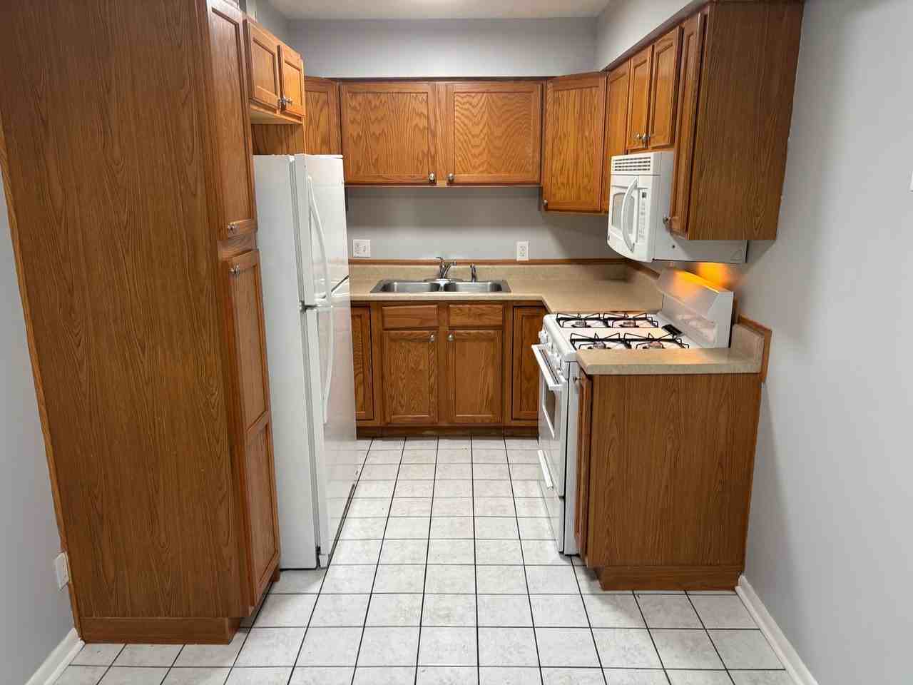 2020 South 55th Street - Photo 5 of 29