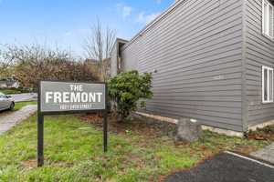 featured image of 1021 24th St