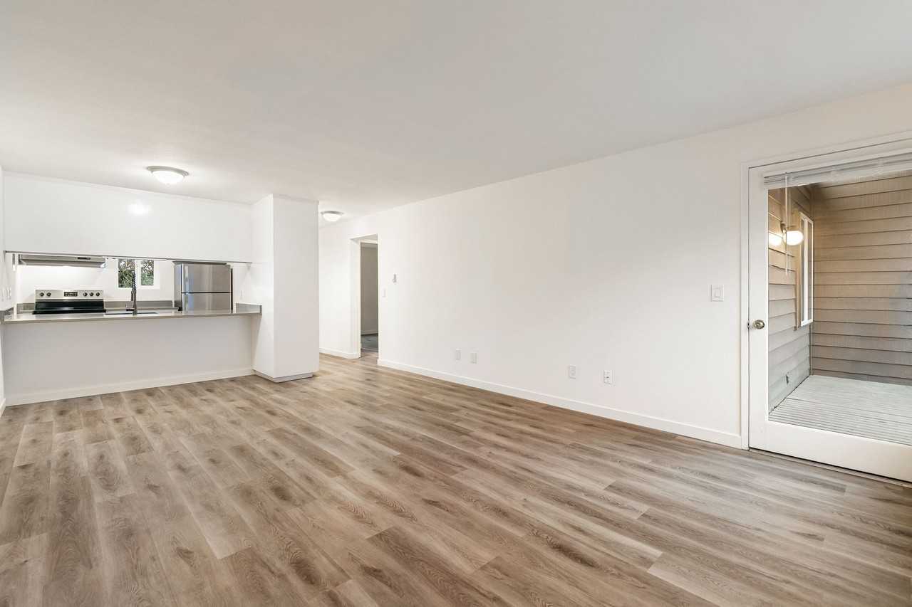 Fremont Apartments - Photo 3 of 7