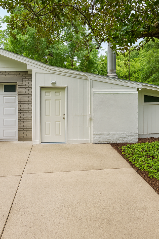 230 Westminister Drive - Photo 7 of 7