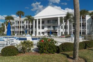 featured image of 100 The Esplanade North