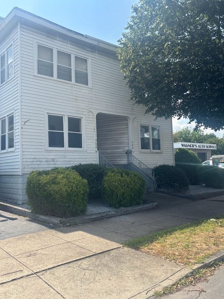 506 Market St - Photo 4 of 15