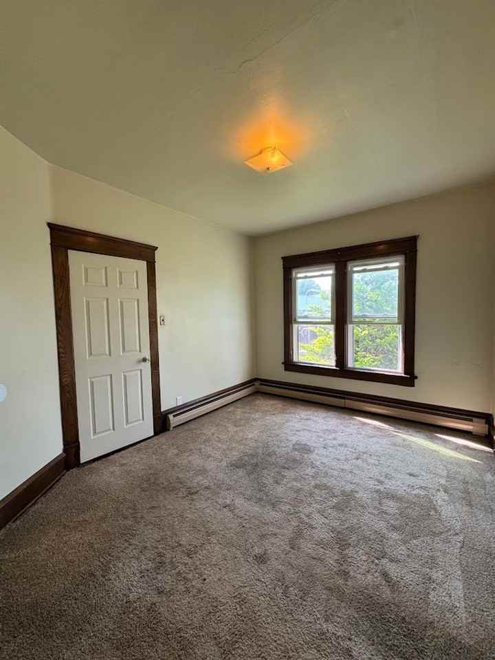 506 Market St - Photo 6 of 15