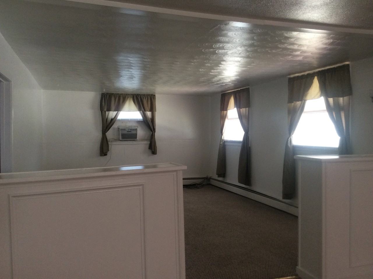 1109 Harrison Ave - Photo 3 of 9