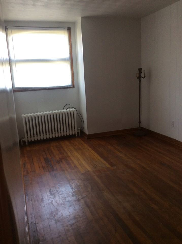 1109 Harrison Ave - Photo 7 of 9