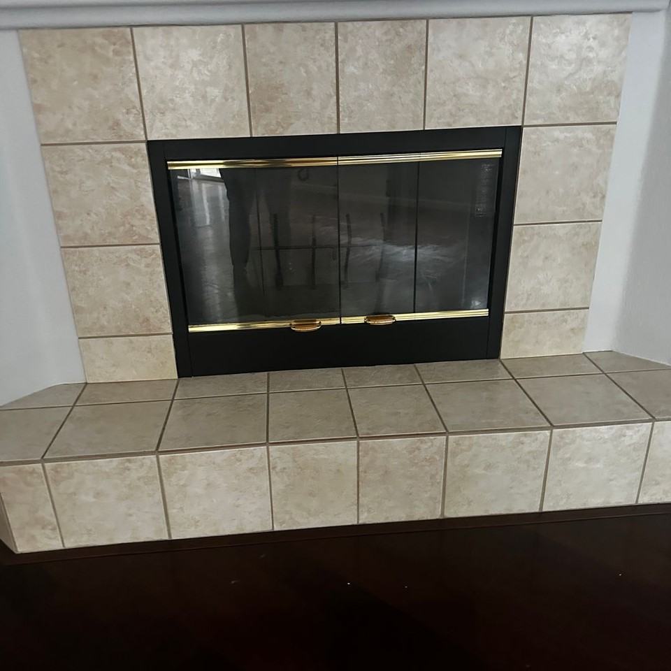 340 Lyman Cir - Photo 6 of 17