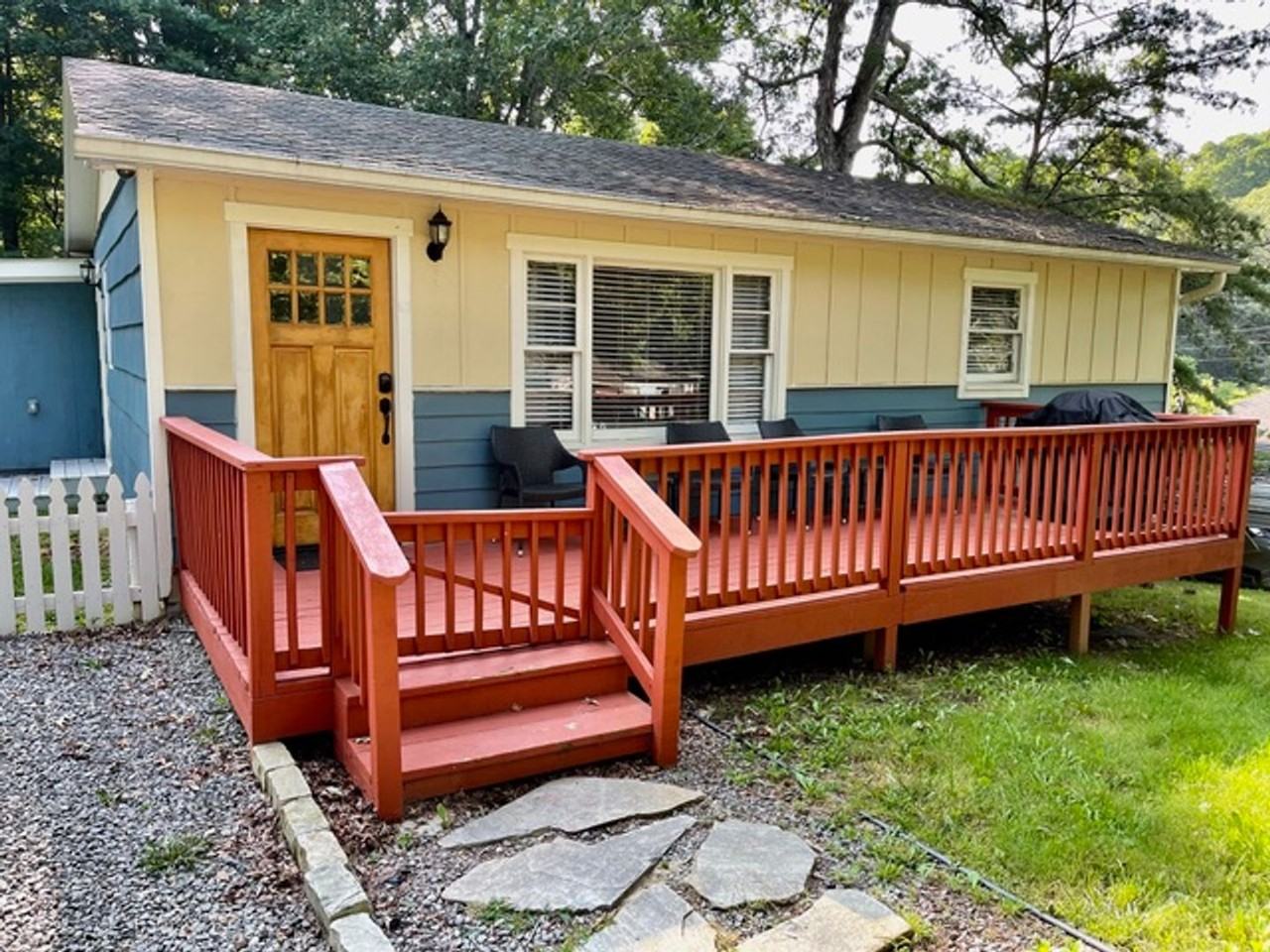 200 S Oconeechee Ave - Photo 3 of 34