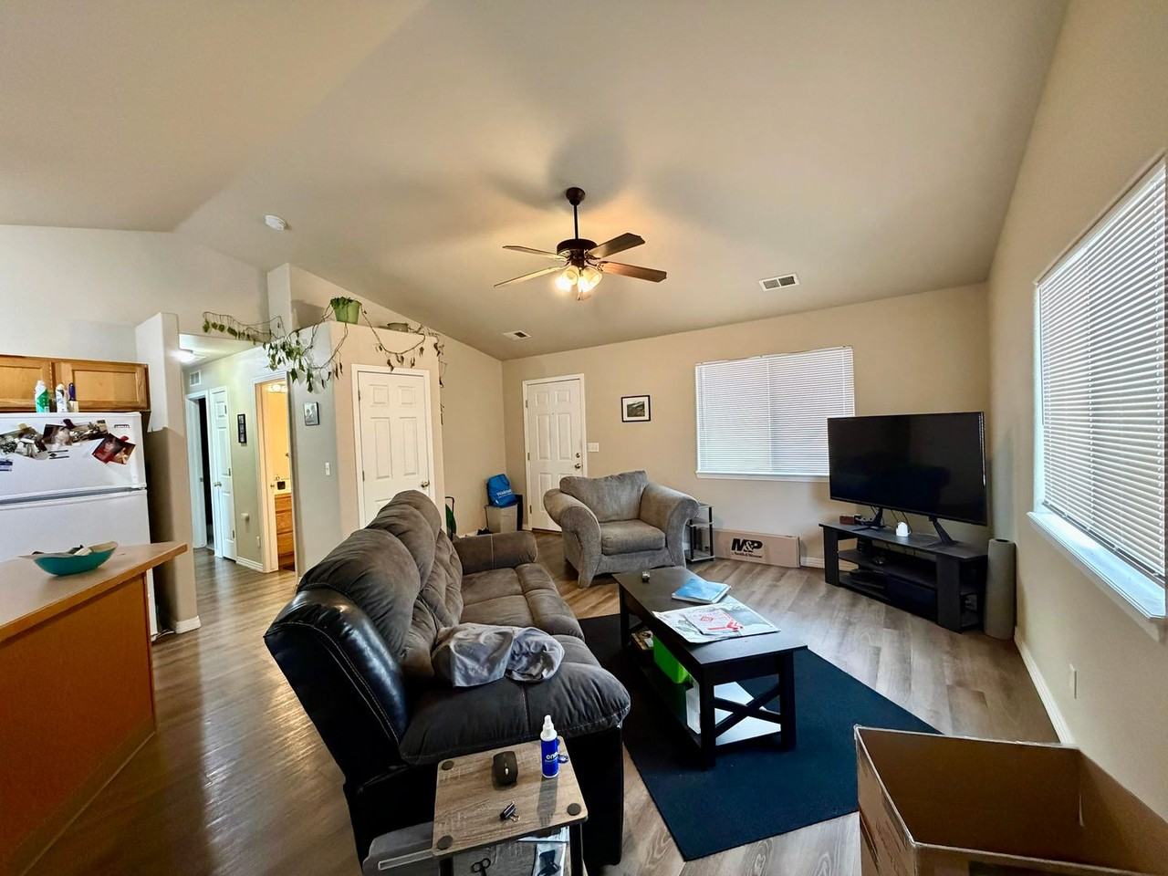 310 South Rachel Avenue - Photo 6 of 14