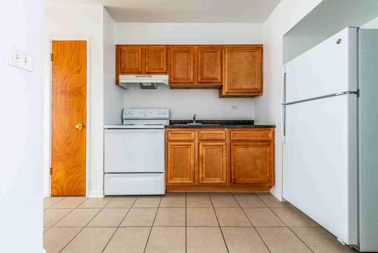 5015 W Jackson - Photo 4 of 15