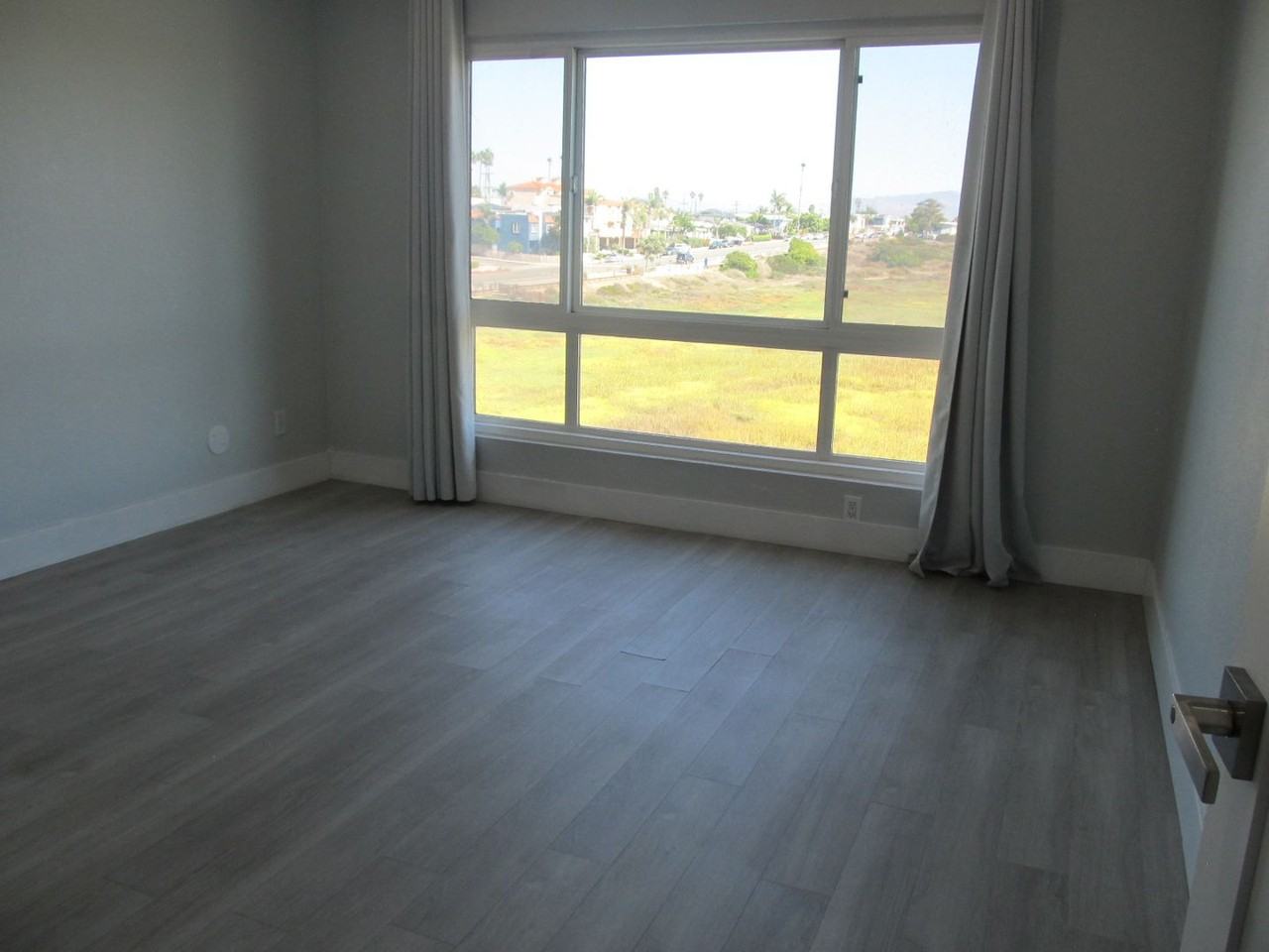 1111 1111 Seacoast 50 - Photo 5 of 11