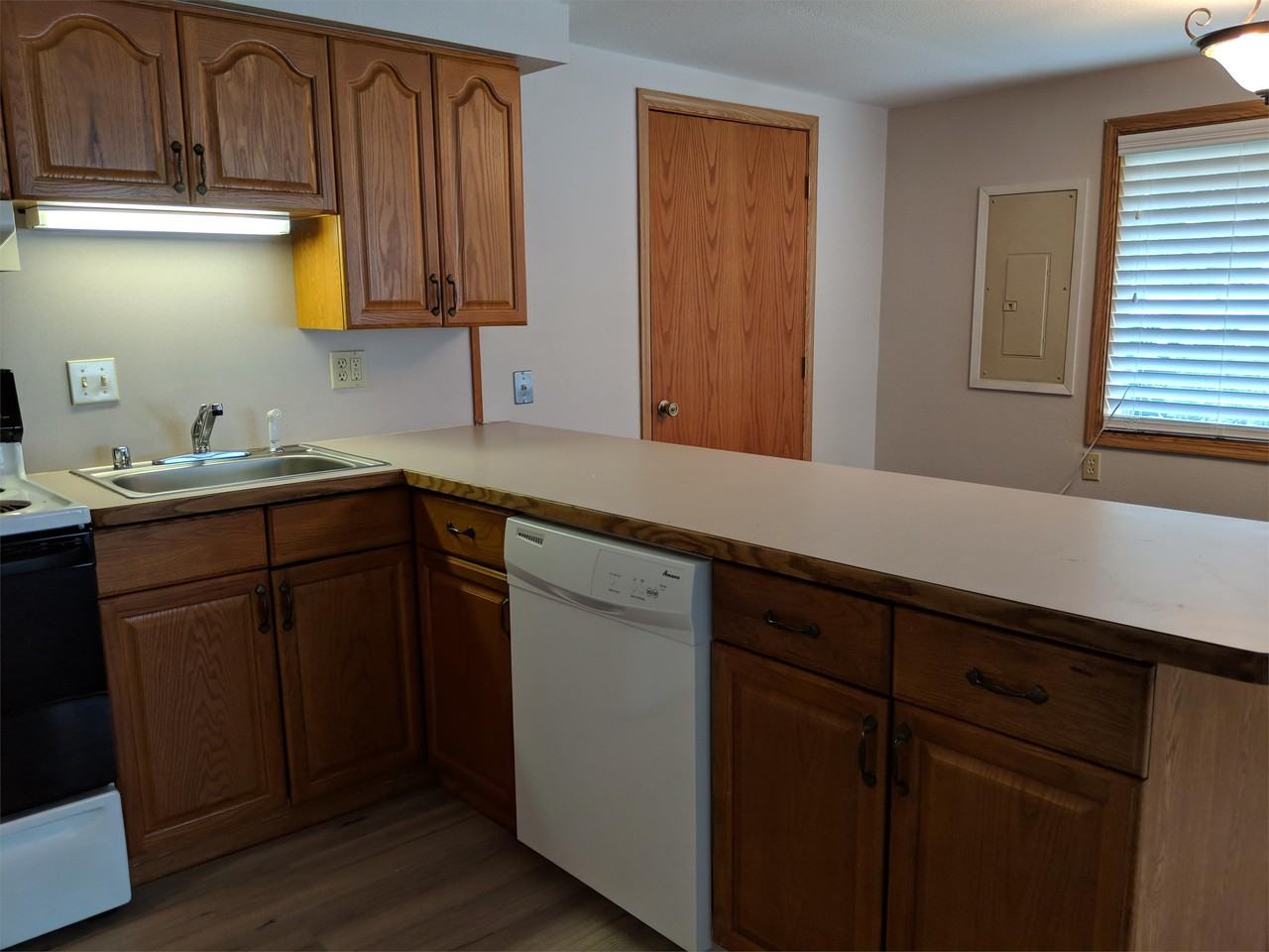 3920 146th Pl Sw #A - Photo 5 of 13