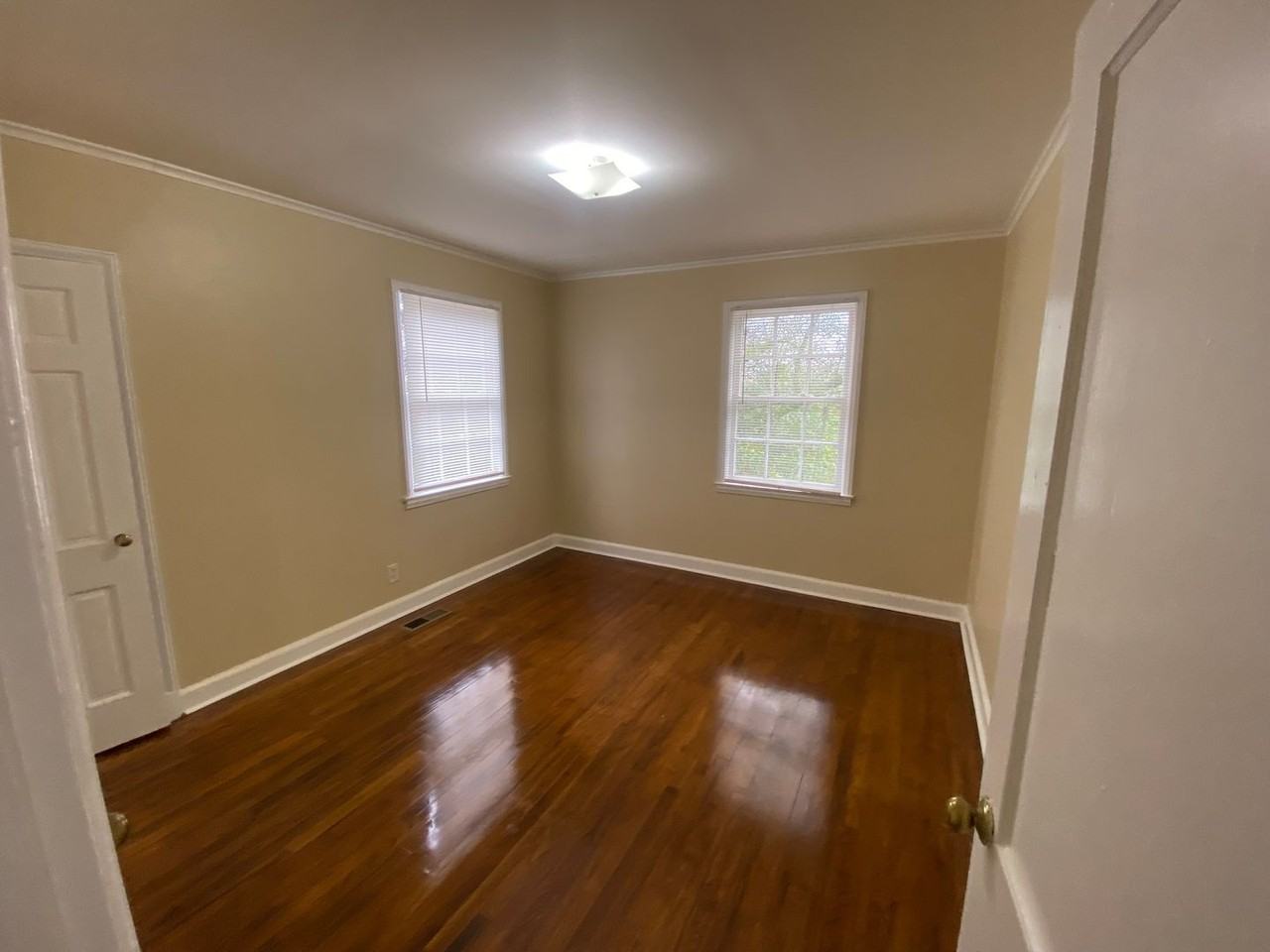 37 Munson Dr - Photo 6 of 26