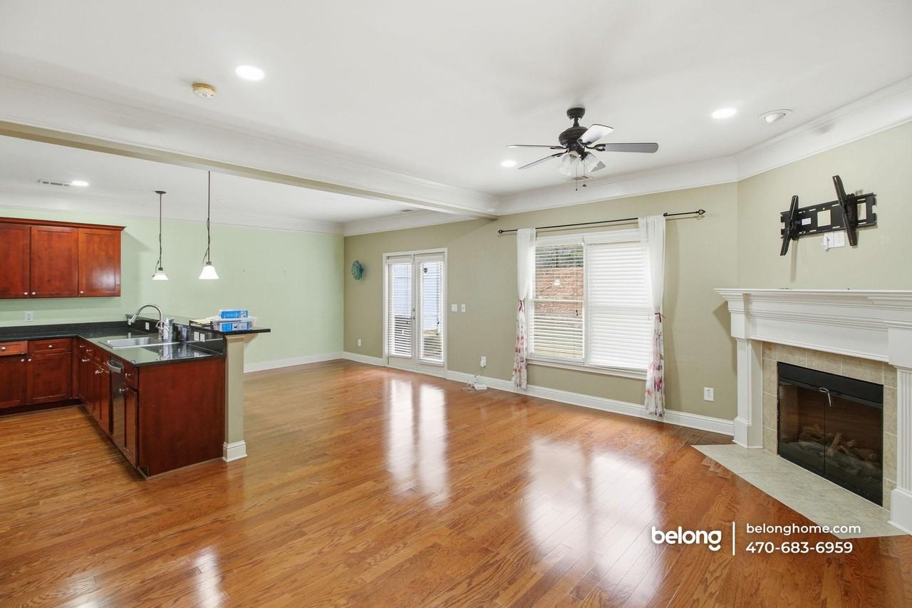 3044 Big Sky Ln - Photo 4 of 20