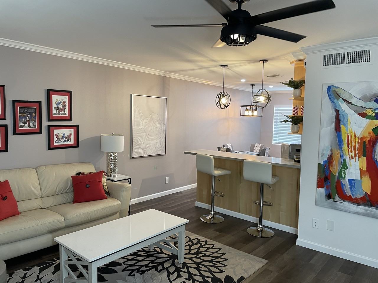 721 E Montebello Ave #225 - Photo 2 of 11