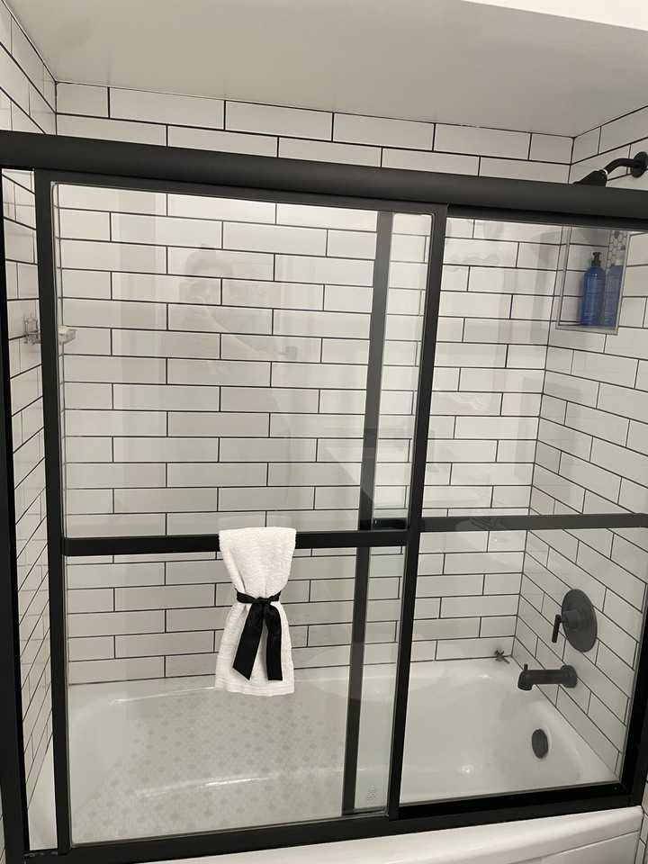 721 E Montebello Ave #225 - Photo 7 of 11