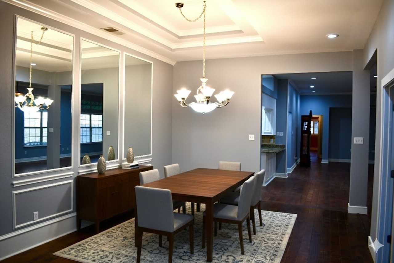 908 Mccoy Dr - Photo 2 of 35